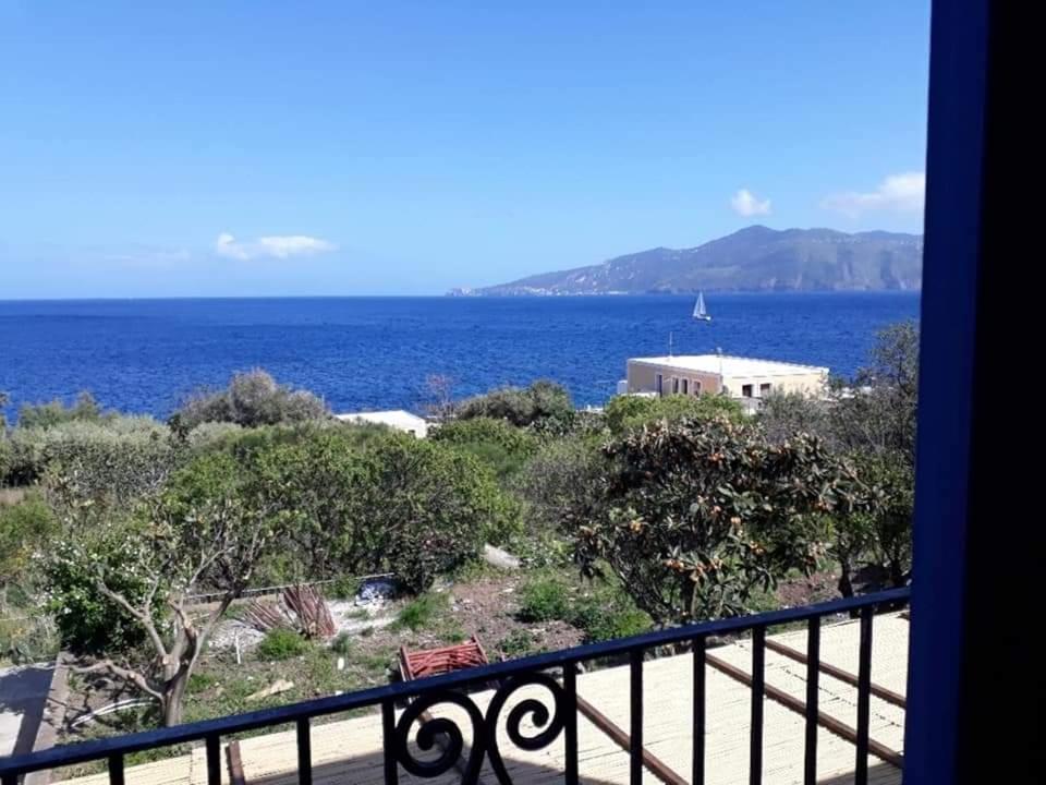 Villa Insolia Santa Marina Salina Pokój zdjęcie